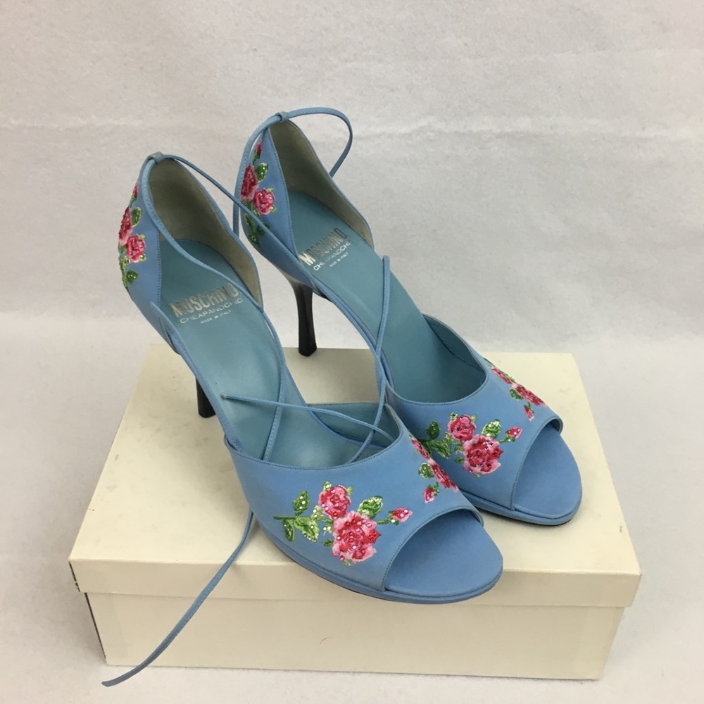 Moschino blue heels sandals size 9.5